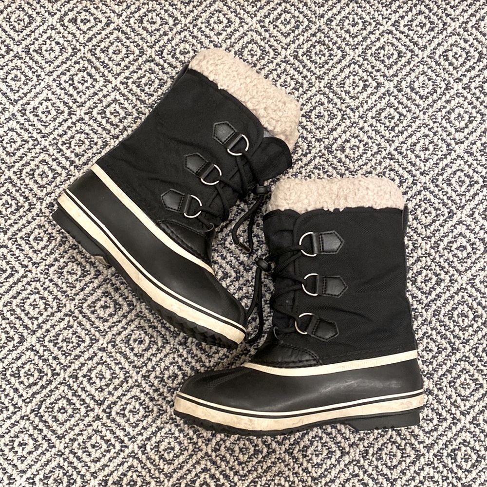 🎉 EUC! 🎉 SOREL Joan of Artic Black Waterproof Boot, Youth Little Kid Size 3 - Picture 2 of 6